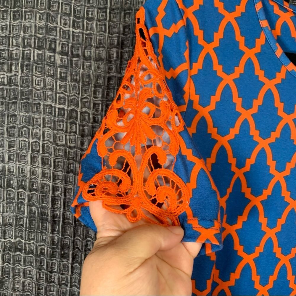 SIMPLY SOUTHERN Short Sleeve Geometric Print Dress with Lace Detail Small #700 - Picture 7 of 10